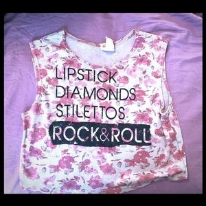 Lipstick 💄 diamonds 💎 stilettos 👠 & rock & roll 🎸 floral Crop top 🌸